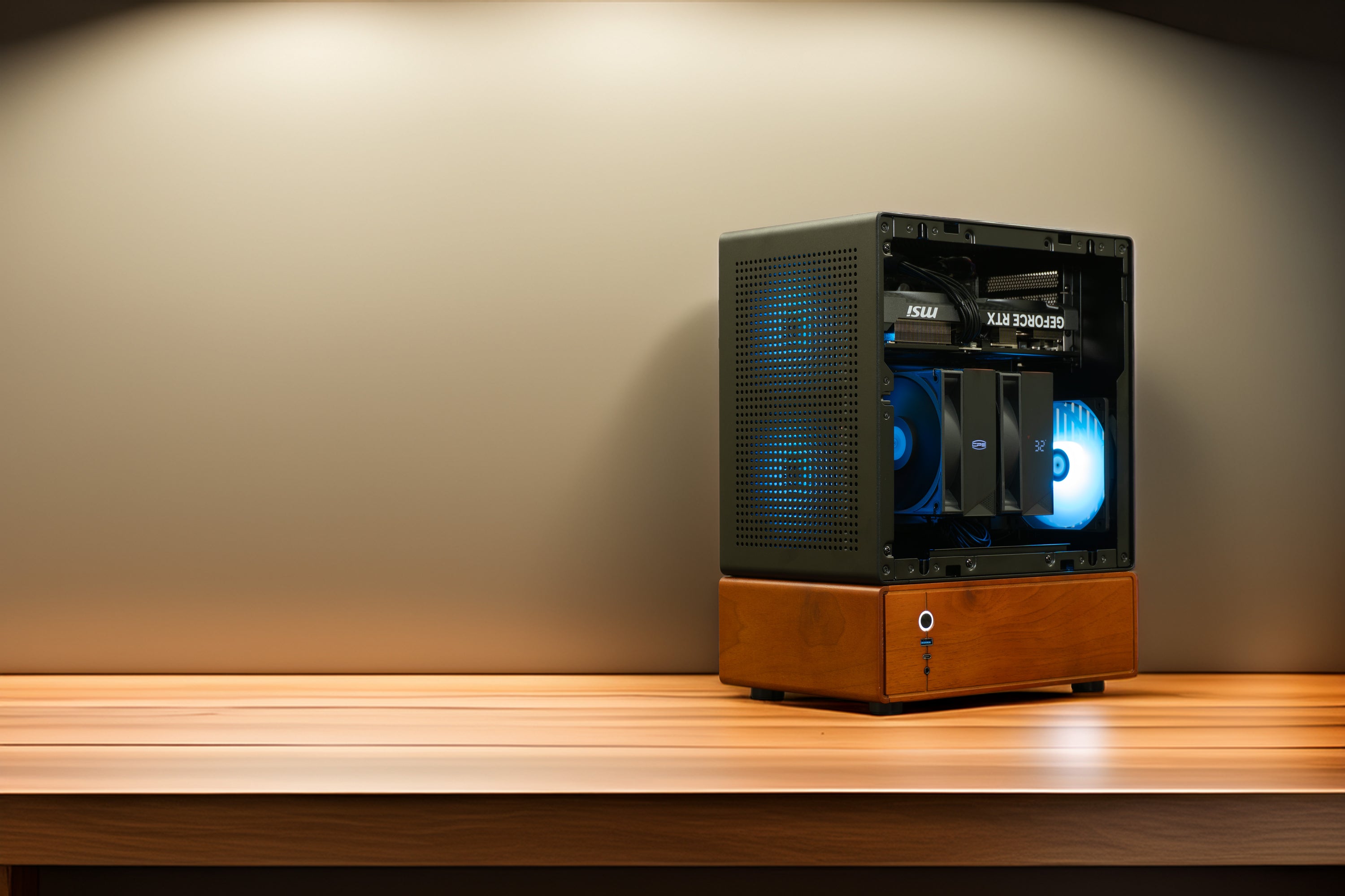 TWELF Nyx CORE Mini ITX Wood Gaming PC
